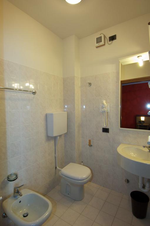 Hotel Residence Ducale Porto Mantovano Exterior photo