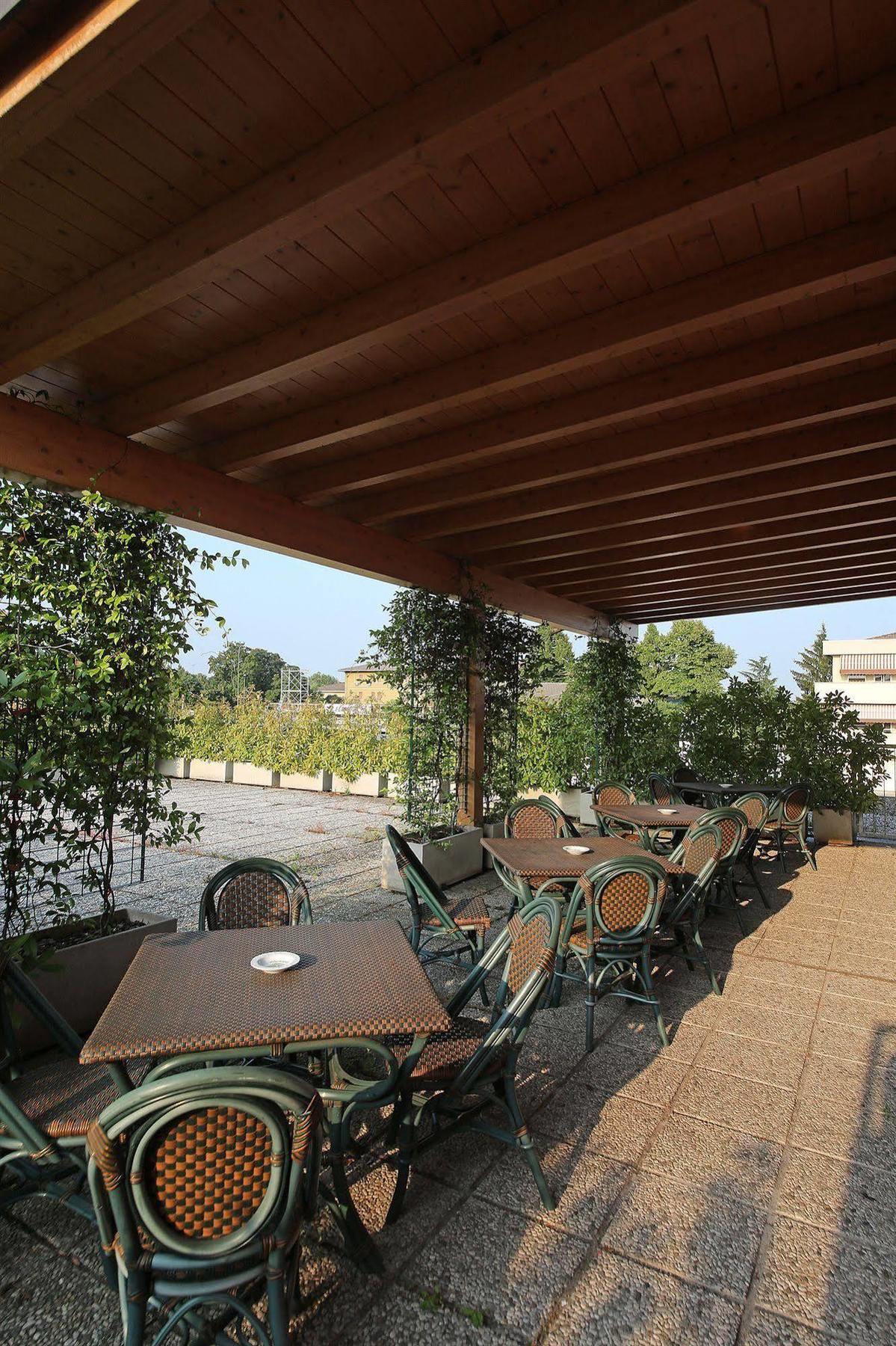 Hotel Residence Ducale Porto Mantovano Exterior photo